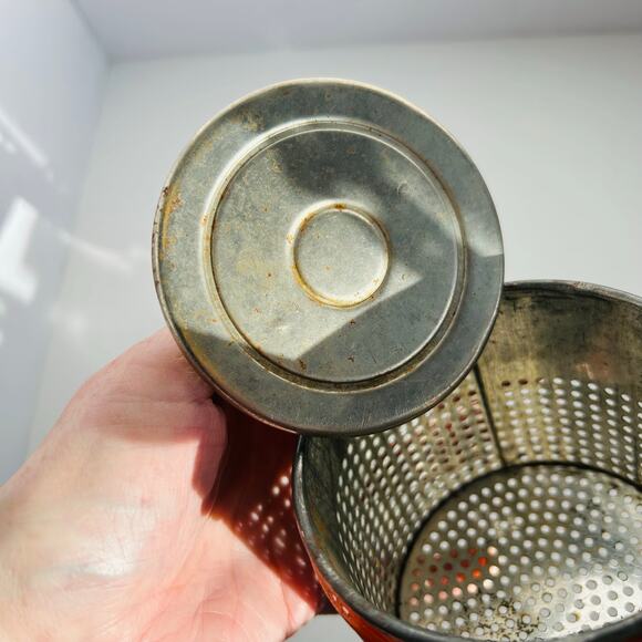 Potato Ricer Masher Strainer Kitchen Utensil Vintage Red Handled Metal Farmhouse - Picture 5 of 7